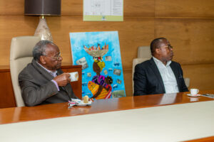 Fundação Sagrada Esperança recebe doação de obras de arte em parceria com o Grupo Ambition